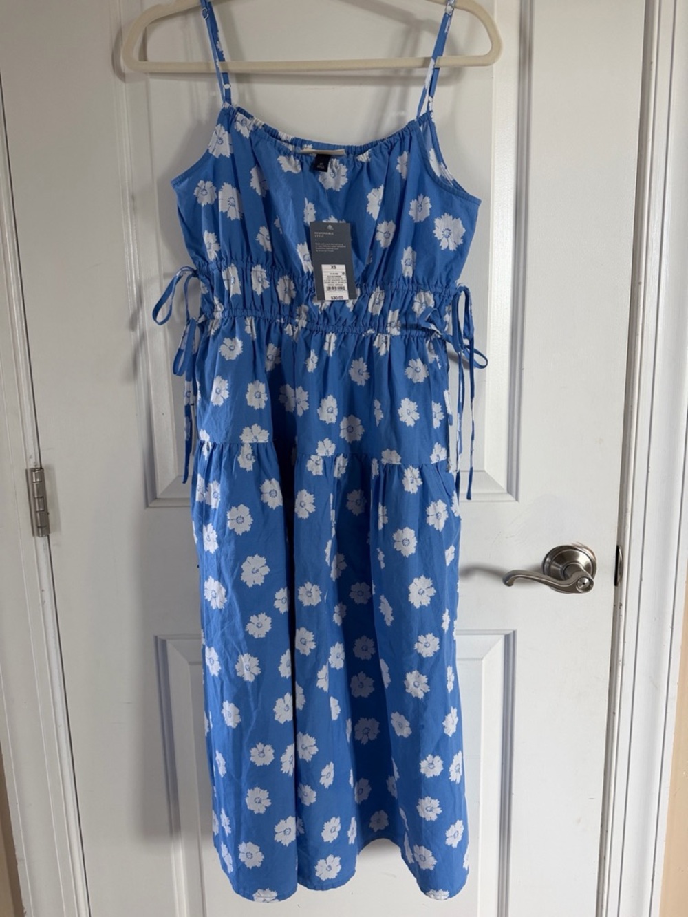Universal Thread Blue Floral Midi Dress with White Flowers